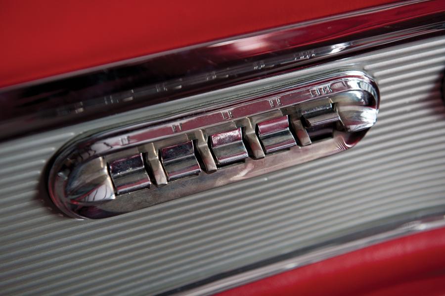  Ford Thunderbird Sports Roadster 1962 года  (фото 15 из 50)